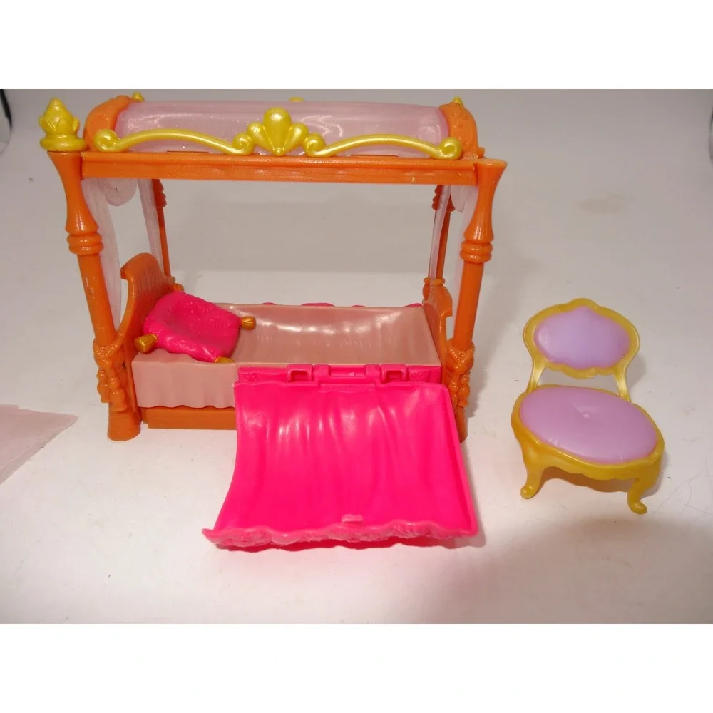 Disney Junior‎ Sofia The First Royal Bed Canopy Dollhouse Furniture Set